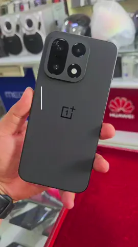 အပြင်ပေါက်ဈေးထက် 5သိန်းကျော်သက်သာမဲ့ OnePlus 15 ရှိထားမယ်ဗျ🤗 #Oneplus #Oneplus15 #fyp  #ရောက်ချင်တဲ့နေရာရောက်👌  #viral 