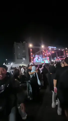 Enjoy party gak melulu tentang motor 😎🤙 #koplovefest #smartfrenfestivalrakyat2026 #surabayaexpocenter #ndxaka  #creatorsearchinsights 