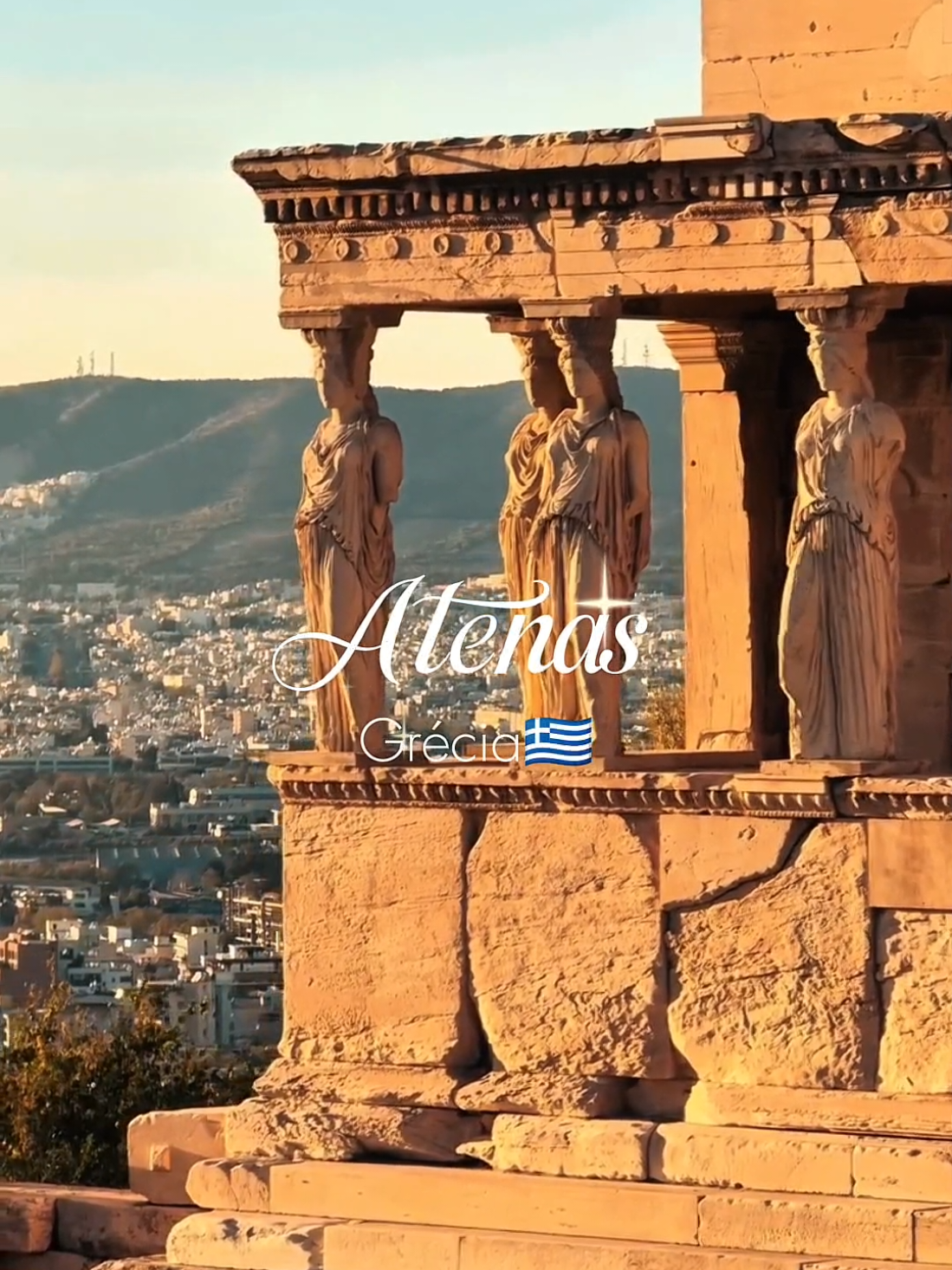 🏛️🇬🇷 ATENAS: uma viagem no tempo pela Grécia Antiga! ✨ Você sabia que Atenas é considerada o berço da democracia e que a cidade abriga monumentos com mais de 2.000 anos? 😱 ✨ O que fazer em Atenas: 🏛️ Conhecer a Acrópole e o famoso Partenon 🌅 Assistir ao pôr do sol no Monte Licabeto 🏘️ Caminhar pelas ruas de Plaka e Anafiotika 🏺 Visitar o Museu da Acrópole 💙 Conhecer a Ágora Antiga 🍽️ Experimentar a verdadeira culinária grega 🌊 Fazer um passeio até a Riviera de Atenas 📍 Atenas, Grécia 🇬🇷 ✨ Salve esse destino para sua próxima viagem pela Europa! #Atenas #Grécia #Athens #Greece #Viagem      