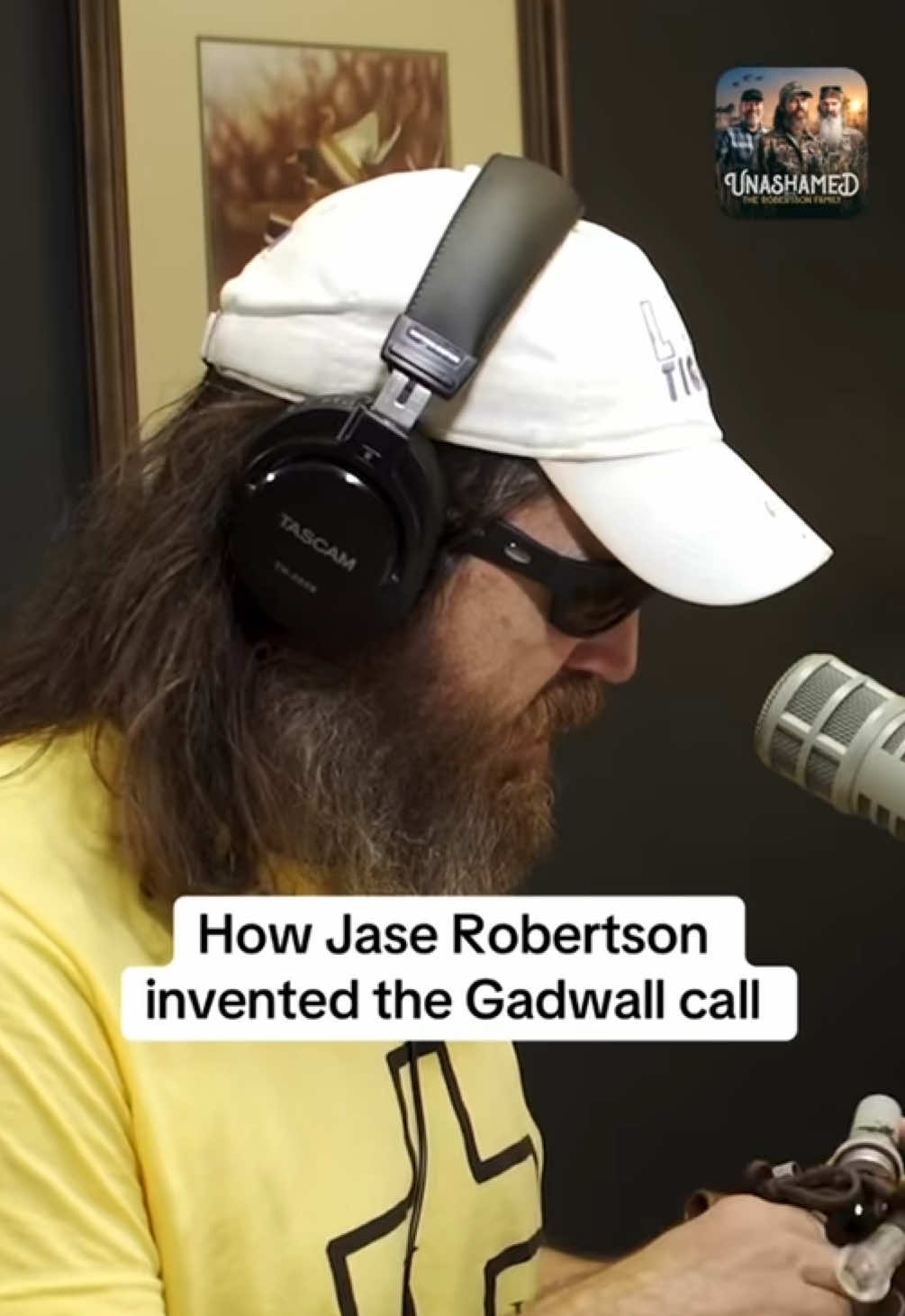 How Jase invented the Gadwall call. #unashamedpodcast #jaserobertson #duckcommander #duckdynasty #philrobertson 