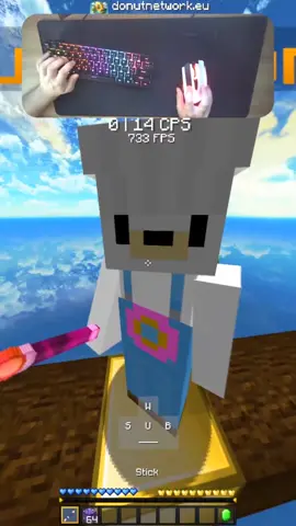 GOD TIER CLUTCHING IN MINECRAFT! 📸 #Minecraft #mc #hypixel #bedwars #dragclick 