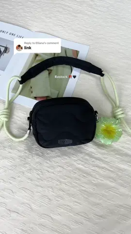 Replying to @Elliana Black restock alert 🚨‼️🫵🏻🖤Limited stock,don’t miss out~##bagsmart##crossbodybag#doubleday #whatsinmybagtiktokshopph