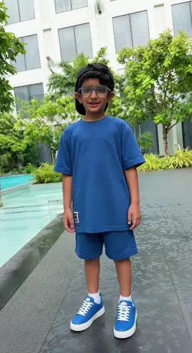 #MomsofTikTok 