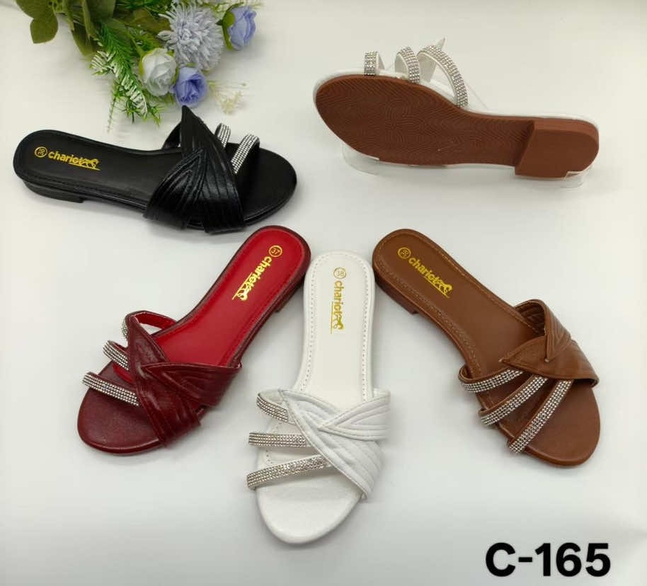Located at Accra pig farm #affordablewholesalers #wholesale #slipper 