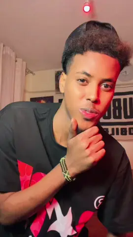 Heestyda 🎶🖤#somalitiktok #foryoupage❤️❤️ #tiktok#kenyantiktok🇰🇪 #fyyyyyyyyyyyyyyyyyyy 