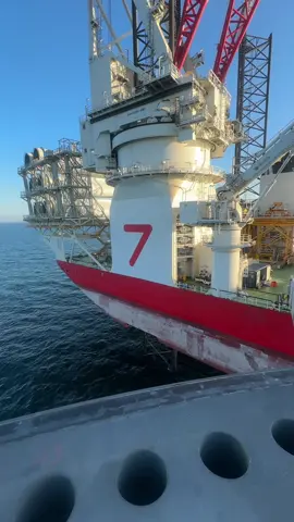 2 vessels in the Field #offshore #wind #windturbine #vessel #sea 