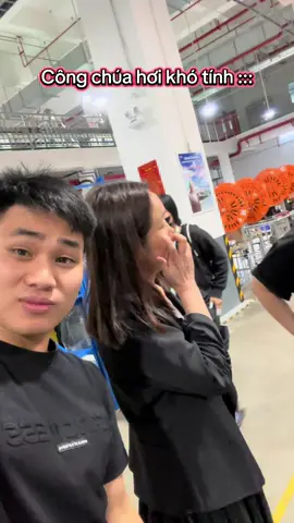 Công nhân đang muốn làm quen với công chúa🫣#fuwingnghean #foxconn #kcn #viral 