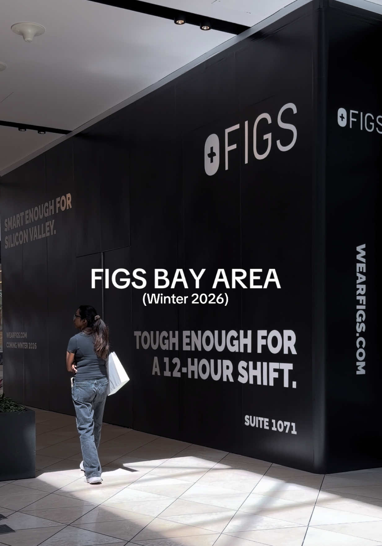 FIGS Westfield Valley Fair 🖤 Are you going? Comment down or tag who you’re going with!! 🖤✨ I’ll see you there? 👀✨ #figs #figscrubs #wearfigs #scrubs #healthcareworker  @wearfigs 