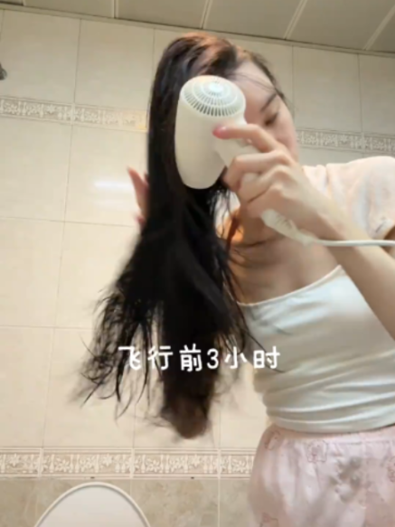 #空乘日常 暑运你终于结束了 你们猜我上个月飞了多少小时🙃