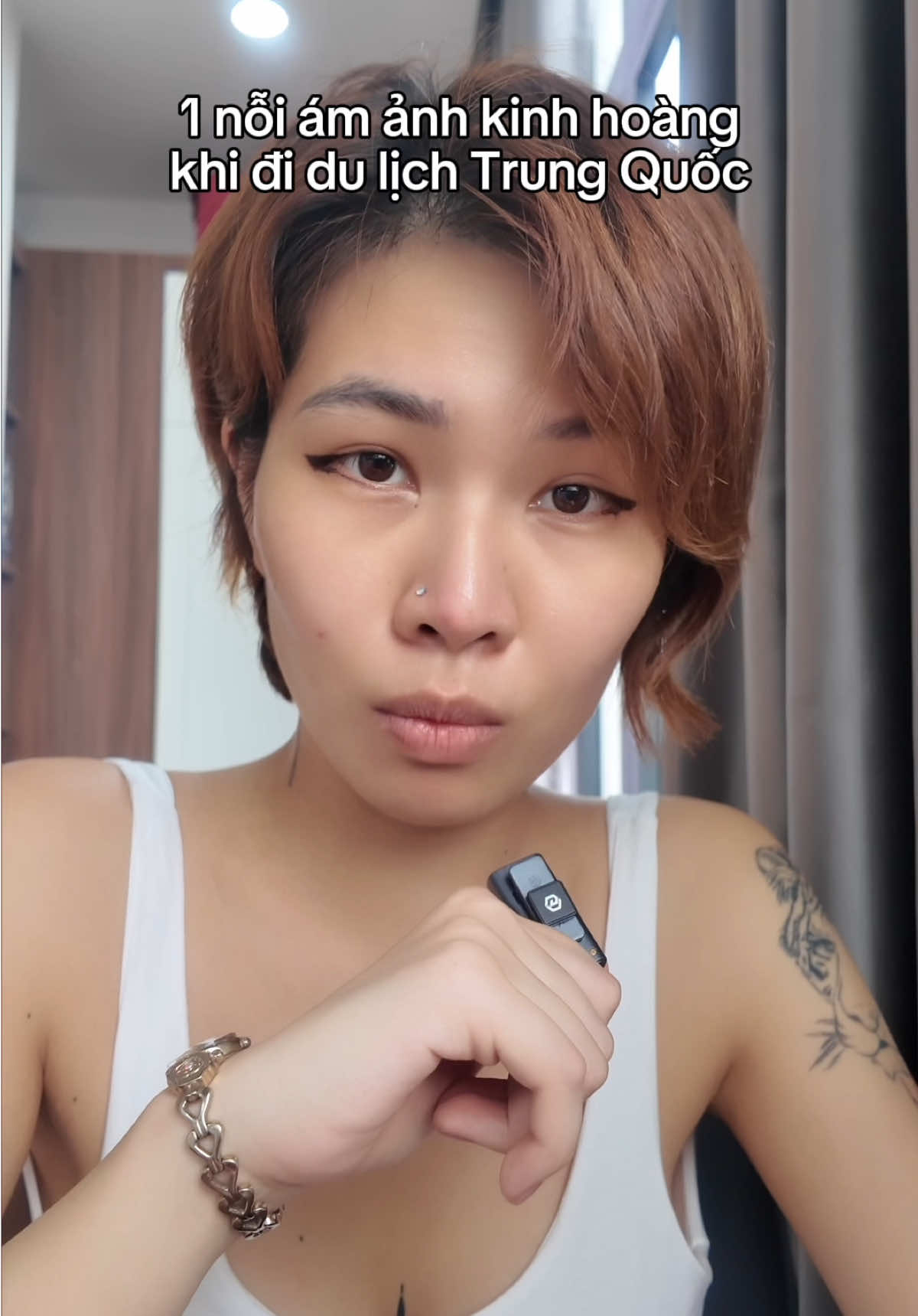 Quần đảo Hoàng Sa và Trường Sa là của Việt Nam. Thương hiệu nước ngoài nào không đồng ý với điều này, đừng hợp tác với tôi. Còn thương hiệu nào tôi đang làm việc cùng, mà không chấp nhận điều này, thì huỷ đi. 