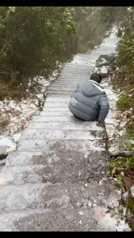 For the snow it was personal 😂❄️#winter#snow#slip #funny #fail #foryou #fyp #funnyvideos #failure #usa 