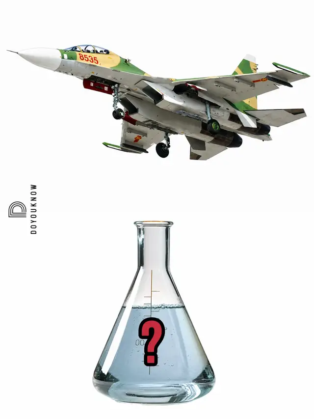 🇻🇳Su-30MK2 có mạnh đến đâu, thiếu thứ này cũng chỉ nằm đất. 🔺Từ năm 2022, Nhà máy Lọc dầu Dung Quất tại Quảng Ngãi đã sản xuất thành công Jet A-1K. Nhiên liệu phản lực đặc chủng theo tiêu chuẩn Nga, phục vụ các dòng máy bay quân sự tương thích như Su-30MK2 và hiện đã được đưa vào sử dụng. 🔺Sản xuất Jet A-1K không đơn thuần là lọc ra nhiên liệu phản lực. Thách thức nằm ở việc kiểm soát đồng thời nhiều chỉ tiêu hóa lý rất nghiêm ngặt, đặc biệt là độ ổn định nhiệt, tính năng ở nhiệt độ thấp và khả năng chống oxy hóa. Dung Quất cũng được công bố là cơ sở thứ hai ngoài lãnh thổ Nga sản xuất loại nhiên liệu này theo tiêu chuẩn Nga. 🔺Jet A-1K vì thế không chỉ là một sản phẩm lọc hóa dầu, mà là một mắt xích chiến lược giúp Việt Nam không còn phải phụ thuộc hoàn toàn vào bên ngoài