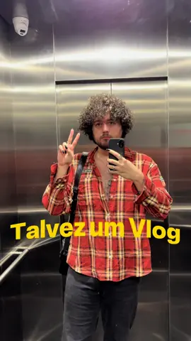 Reflexões aleatórias no dia que fugi da Bienal… #bienaldolivro #bienal #Vlog #adayinmylife #copan 