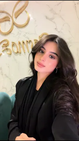 موعد مع الجمال مع د ليلى الطيب في @كوزمو دكتور المحمديه 💖 سويت ابرع سالمون تعطيني نضاره و قلوي و النتيجه روعه ، بتلاحظونها علي اكثر الايام الجايه 🫶🏻 محتوى اعلاني