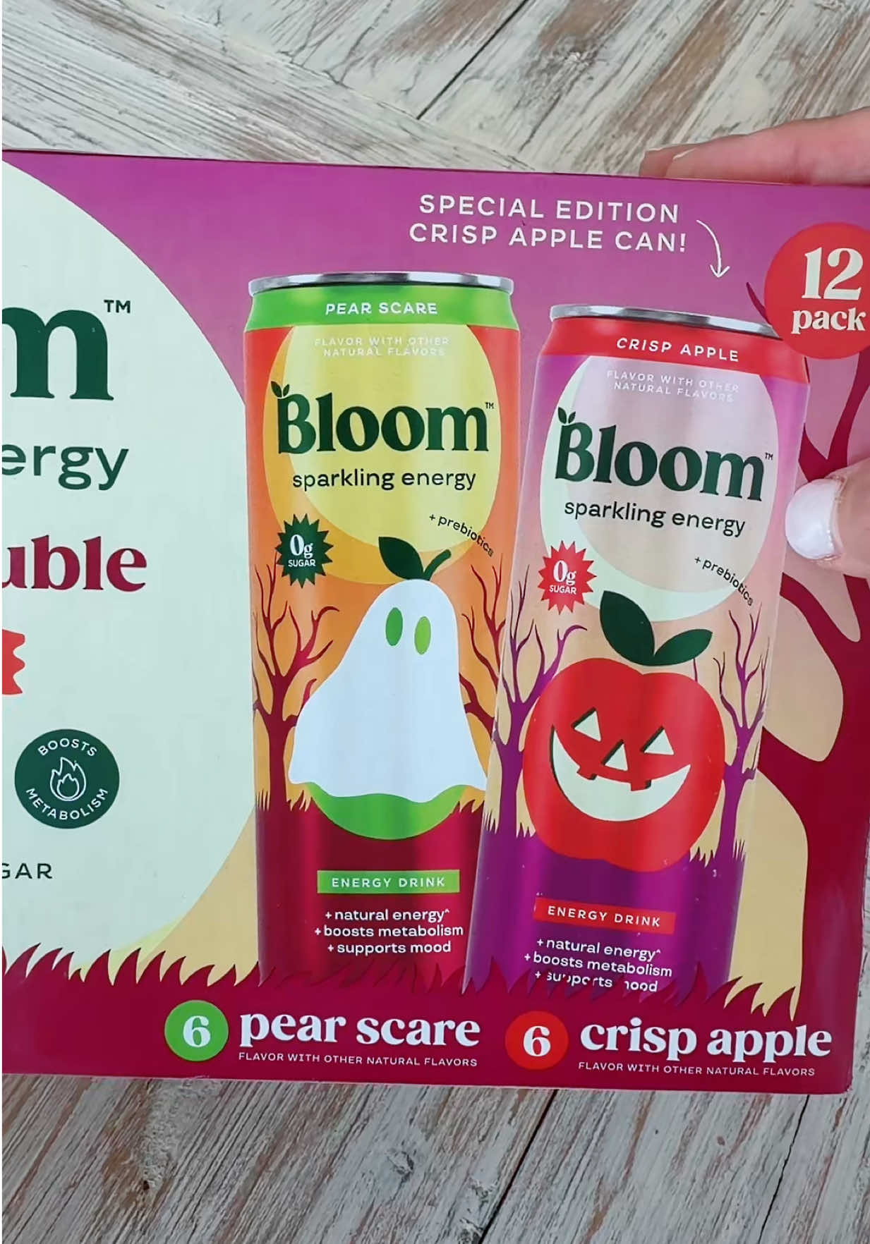 The @Bloom Nutrition double trouble variety pack just dropped and it’s got the pear scare and crisp apple flavors! My girls are obsessed with these…stock up before they sell out again 👻🍎 #bloom #bloompartner #bloomenergy #bloomnutrition #bloomenergydrink 