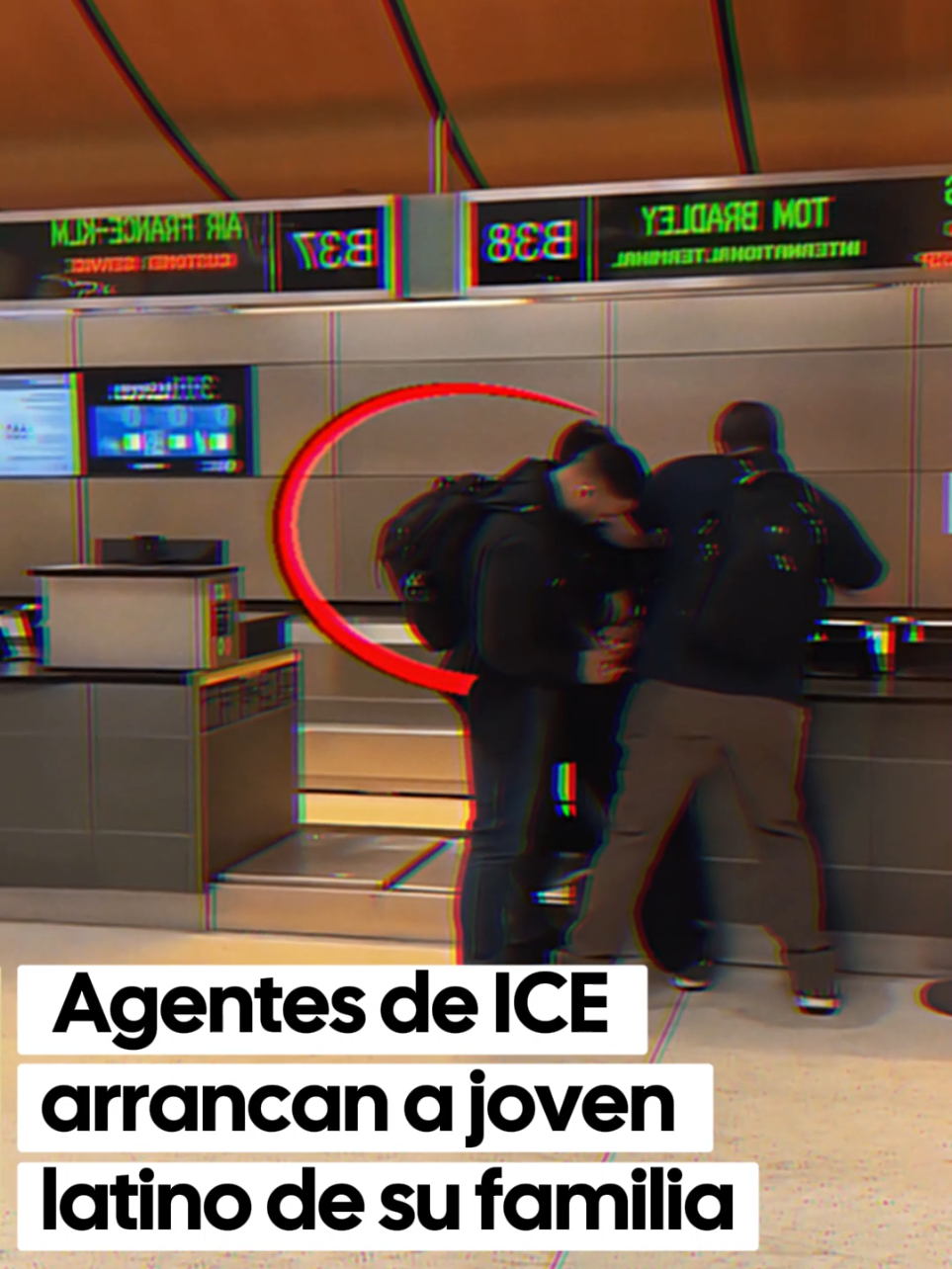 Agentes de ICE arrancan a Joven Latino de su Familia en Estados Unidos #inmigrantes #us #Ice #unitedstates 
