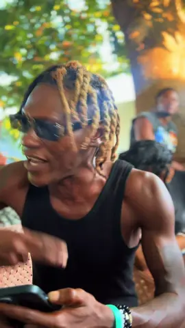 Sa poko menm lage vini dim sa nou panse@Bourik the latalay.official1WA @⭐️LPA 🅿️🅰️🅿️🅰️ DRIPP⭐️🥶🔥 @Tikawotrafik @PERCUTANT FLOW @le_strike_music @LGplus💎💠Le diable 😈 @Celouekey6️⃣🏐❤️ @LE CAP D'ABORD @Lovah2000 @Mikelesage30 @.Dk.🤍💜 @🎀Babyline🇭🇹🫦♎️ 