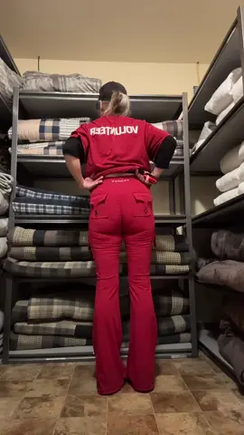 I’m 61 and I love these, they’re great for Work comfortable just all around. Good pan for Work or play