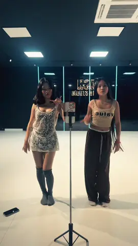 Dance with my teachers @Minntraa… #fyp #viral #Brazilsong 😝