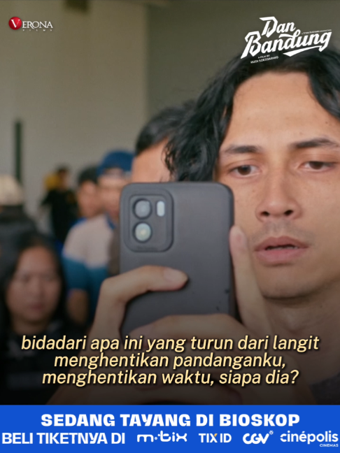 FILM DAN BANDUNG SEDANG TAYANG di bioskop. Ngaku kamu yang sudah hafal sama dialog opening Basil yang ini! 🤭🥰💙 🎟️ Tiket tersedia di TIX ID dan M.tix! #DanBandung #FilmDanBandung #VeronaPictures #VeronaFilms #TikTokTainment