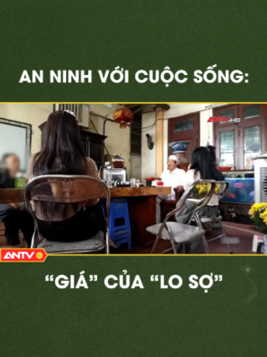 Không xét nghiệm, không chụp chiếu, chỉ bằng vài phút bắt mạch, người khám đã đưa ra hàng loạt “chẩn đoán” về tình trạng sức khỏe của người bệnh. Đáng nói, càng tư vấn, những căn bệnh được “phát hiện” càng trở nên nghiêm trọng, kéo theo một liệu trình điều trị được giới thiệu với những lời khẳng định về hiệu quả. Thế nhưng, để theo liệu trình này, người bệnh phải chi trả một khoản tiền không hề nhỏ. Vậy thực chất, phía sau những lời tư vấn và phương pháp điều trị này là gì? Mời quý vị theo dõi chương trình An ninh với Cuộc sống: “Giá” của “lo sợ” Nguồn: ANTV #antv #truyenhinhcongannhandan #anninhvoicuocsong