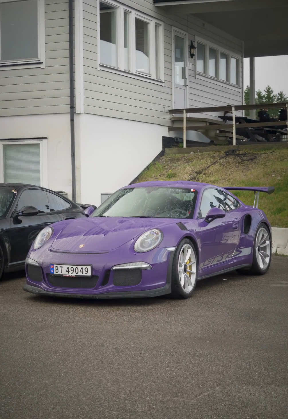 Perfect song☔️ Best color for the 991.1?💜 • #porsche #porschegt3rs #fyp #viral #carsoftiktok 