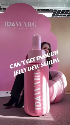 POV: you want glass skin and can’t get enough of Jelly Dew Serum 🥹🩷 #idawargbeauty #fyp #skincare #transition #skincaretips 