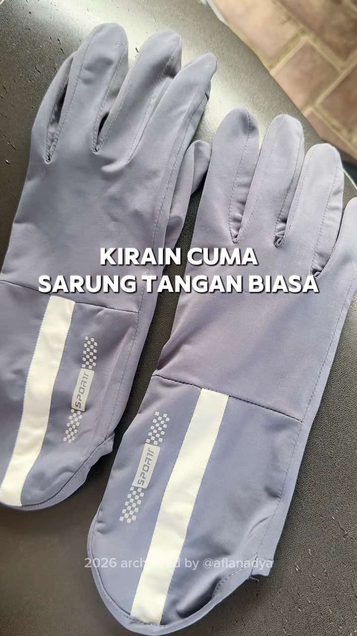 Selalu pake sarung tangan kalo motoran, ga lagi lagi belang deh!