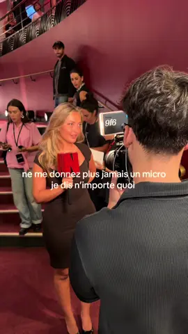 on m’a donné le micro mon cerveau s’est éteint #fyp #pourtoii @NetflixFR 