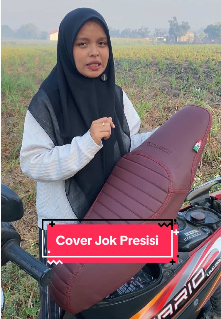 Asalkan jok masih ori, pasti pas dan presisi. Buruan join dan checkout di sesi live 😍🥰 #coverjokmotor #jokmotor #fyppppppppppppppppppppppp #fypシ゚viral 