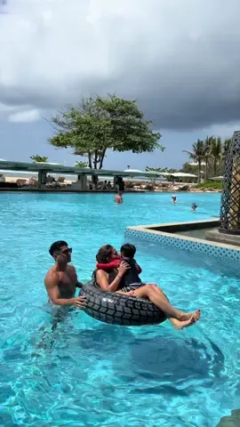 the greatest luxury is having your family beside you🤍