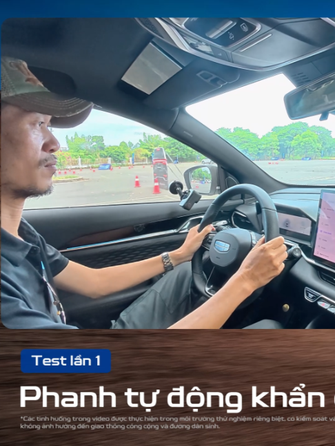 Bản lĩnh vận hành, vững vàng an tâm 🛡️ Cùng Geely Coolray kiểm chứng khả năng AEB – Phanh khẩn cấp tự động, sẵn sàng hỗ trợ người lái trước những tình huống bất ngờ trên hành trình. Geely is Safety, Safety is Geely  #GeelyAuto #GeelyCoolray #AEB ------------------------------------ Kết nối với Geely Việt Nam: 📞 Hotline: 1900 055 568 🌐 Website: https://geely.vn/ 📸 Instagram: https://www.instagram.com/geelyvietnam 🎵 TikTok: https://www.tiktok.com/@geely.vietnam 💬 Zalo OA: https://zalo.me/3972077547740542378 📍 Hệ thống 56 showroom trên toàn quốc: https://geely.vn/tim-dai-ly/