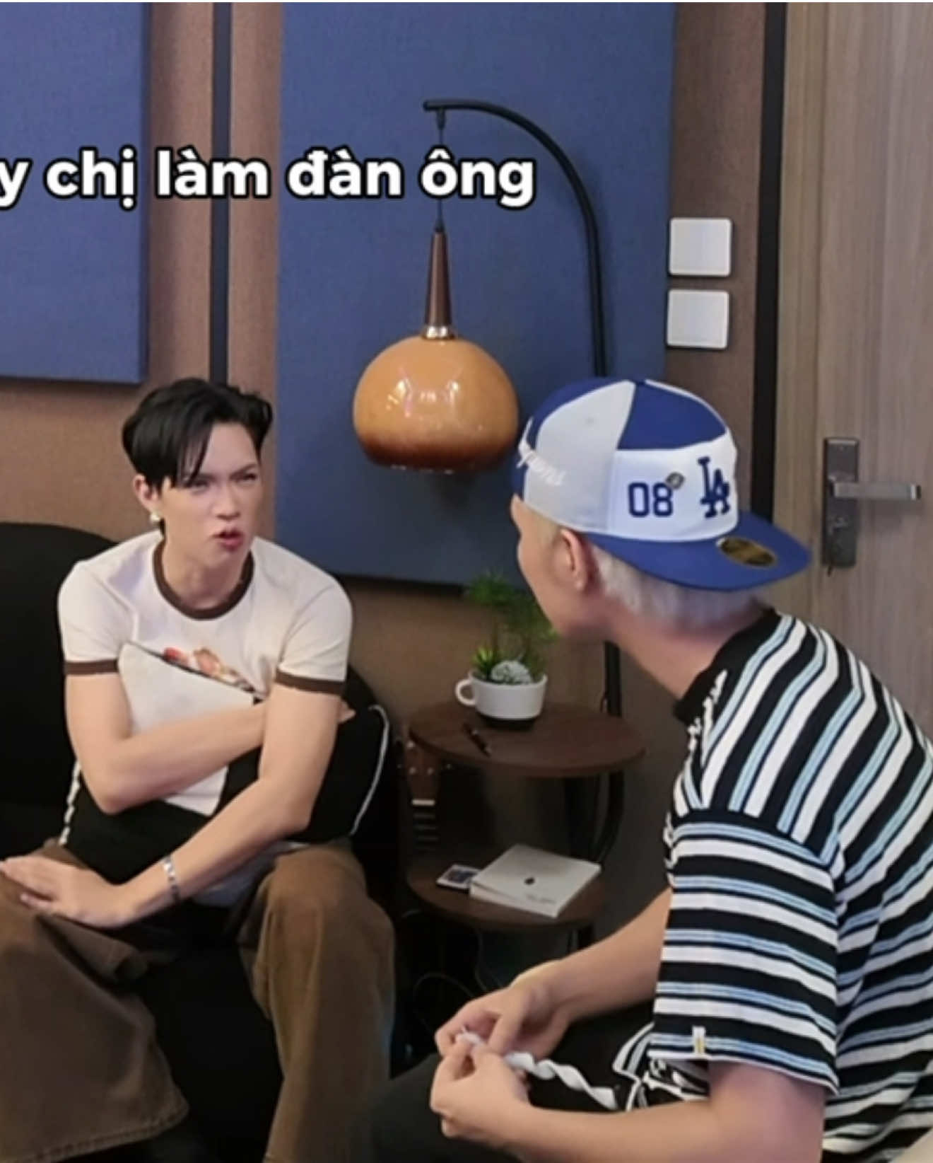và chúng ta có ăm chã húi Pháp Kiều #CAPTAINBOY #TinhHaSayHi #LAVIEM #PhapKieu 