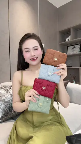Chọn màu giúp em đi hai