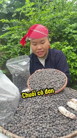 Hạt chuối cô đơn 