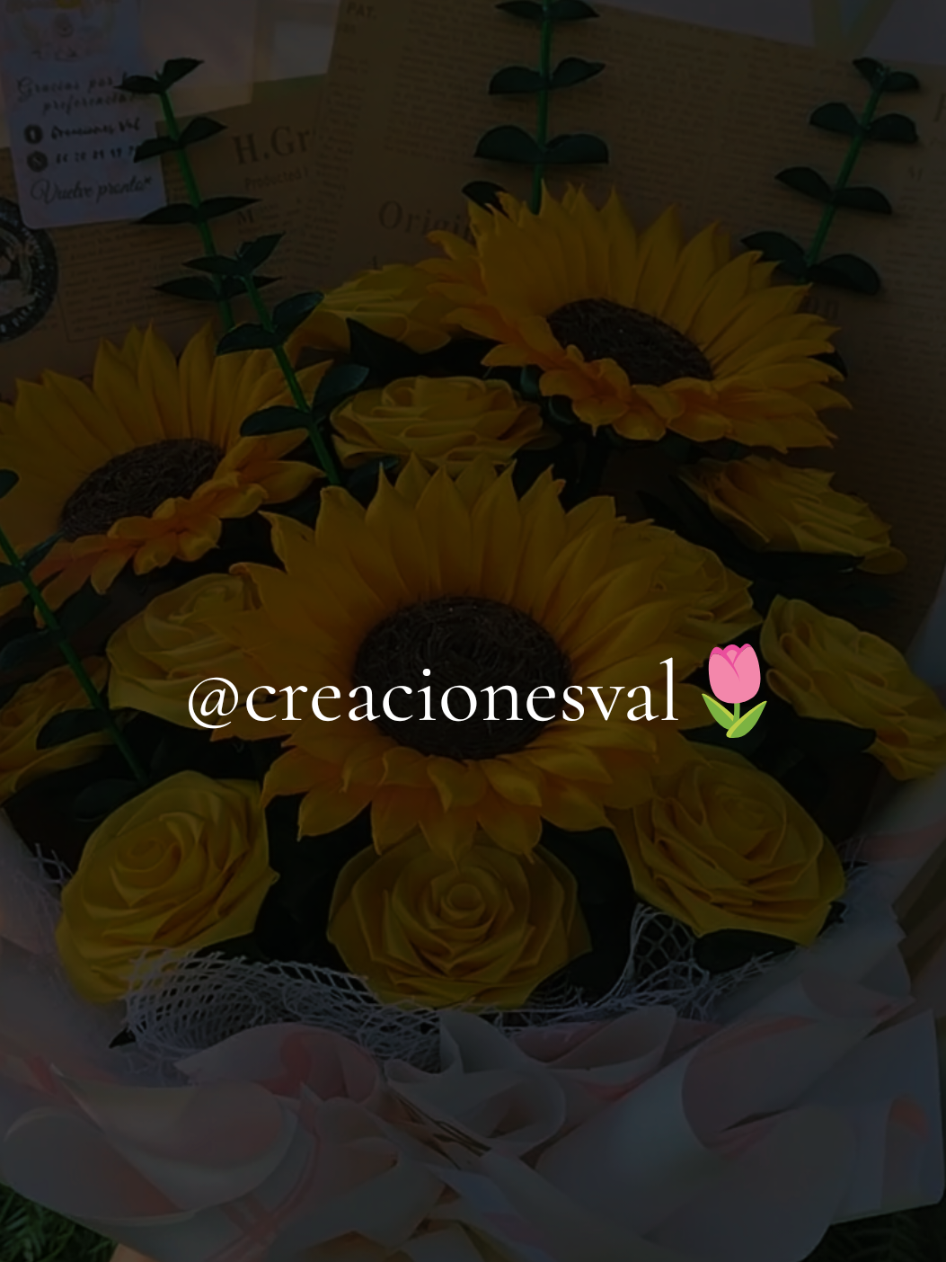 Manifestando este 21 de septiembre recibas flores amarillas 🥰🌼🌻💗✨ #rosaseternas #floresamarillas #ramos #girasoles #florist 