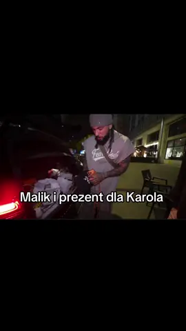Malik jak spotyka się z chłopakami to zawsze coś zostawi im 😮‍💨😏 #dc #brokies #pirlo444 #discokarol #malikmontana @BROKIES @DiscoKarol @donmalikmontana 