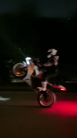 How to exit the freeway 101  #zx6r #kawasaki #silver #motorcyclesoftiktok #636   