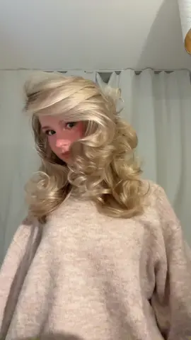 jag klippte håret… but the curls still look fine so it’s okay 😇 #heatlesscurls #foryou #tuva #sockcurls #fördigpage 