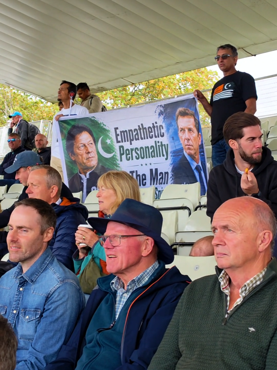 Imran Khan’s support can be seen at Edgbaston Cricket Ground too! 🇵🇰🏏 A true legend of Pakistan cricket, whose legacy continues to inspire fans across generations. #fyp #pakistanvsengland #pakistancricket #imrankhan #foryoupage 