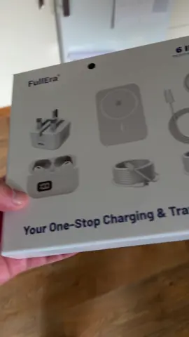 Just wow! 🤩  #charger #phonecharger #charging #tiktokmademebuyit 