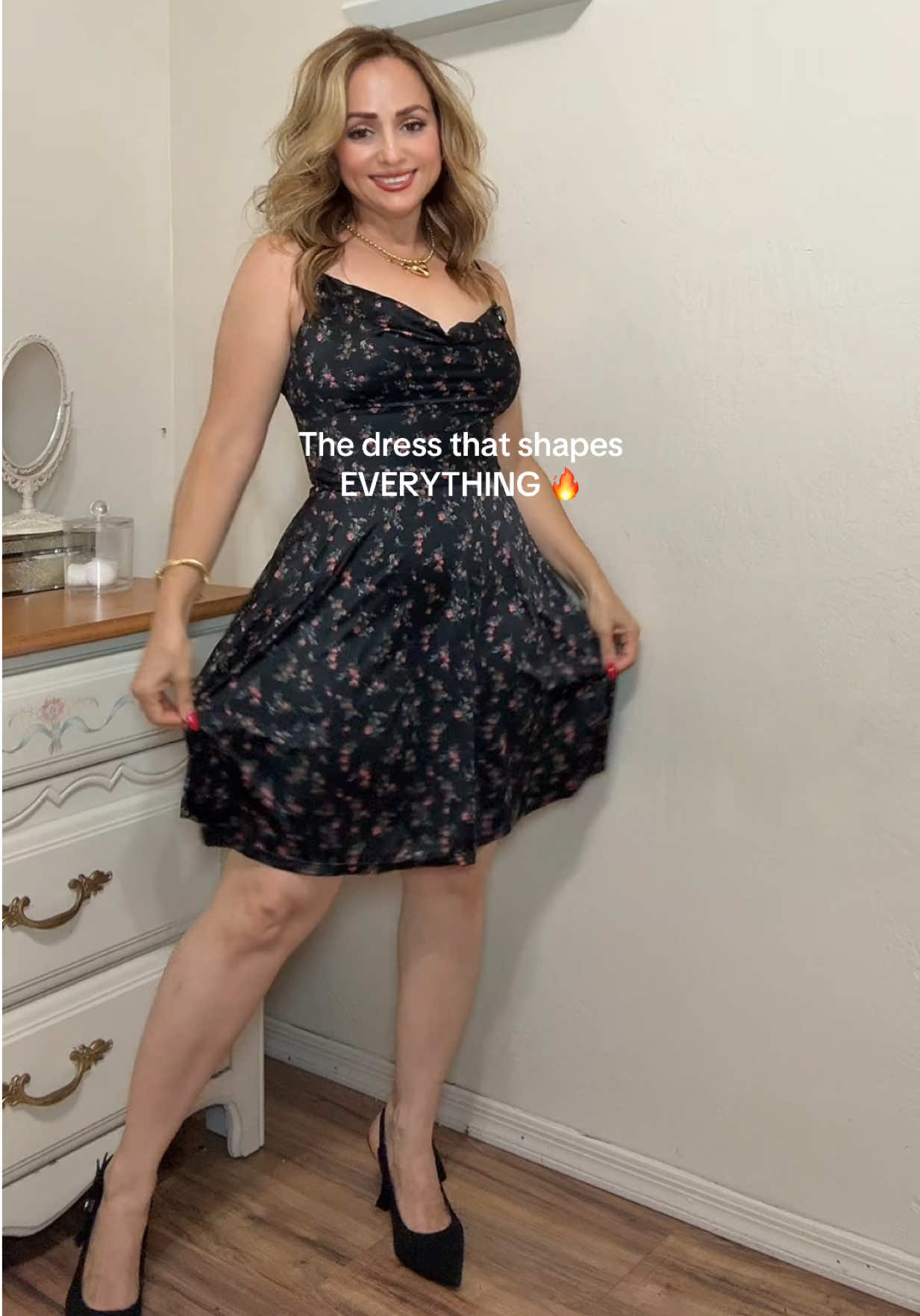 Built-in shapewear, tummy control, and bra support—all in one flattering little black dress. Date-night confidence without the struggle. 🖤 #dresses #ShapewearDress #tummycontroldress #sohochic #tiktokshopstockup 