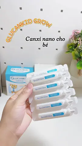 Canxi nano hữu cơ Glucankid Grow cho bé từ 1 tuổi trở lên dạng ống tiện lợi vị dễ uống lắm nha các mom tv bé dùng k nóng trong hay bón đâu ạ   #canxichobe  #glucankid #glucankidgrow #canxihuuco #canxiglucankid 