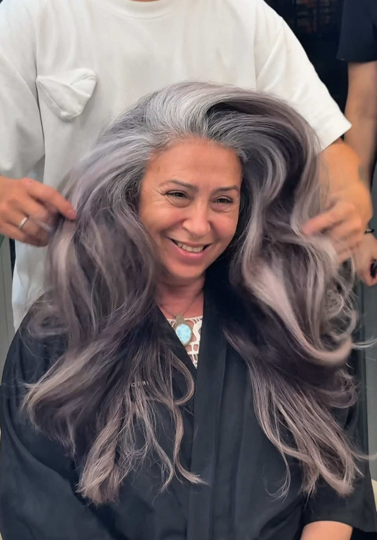 Grazie signora dalla Olanda #shiparrucchieri #milano #sacile #schwarzkopf #italy 