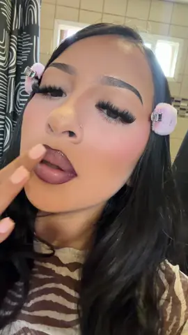 The cutest lip combos ✨ @Glamlite #foryoupage #lipcombotutorial #makeupcontentcreator #forthegirls #contentcreator 