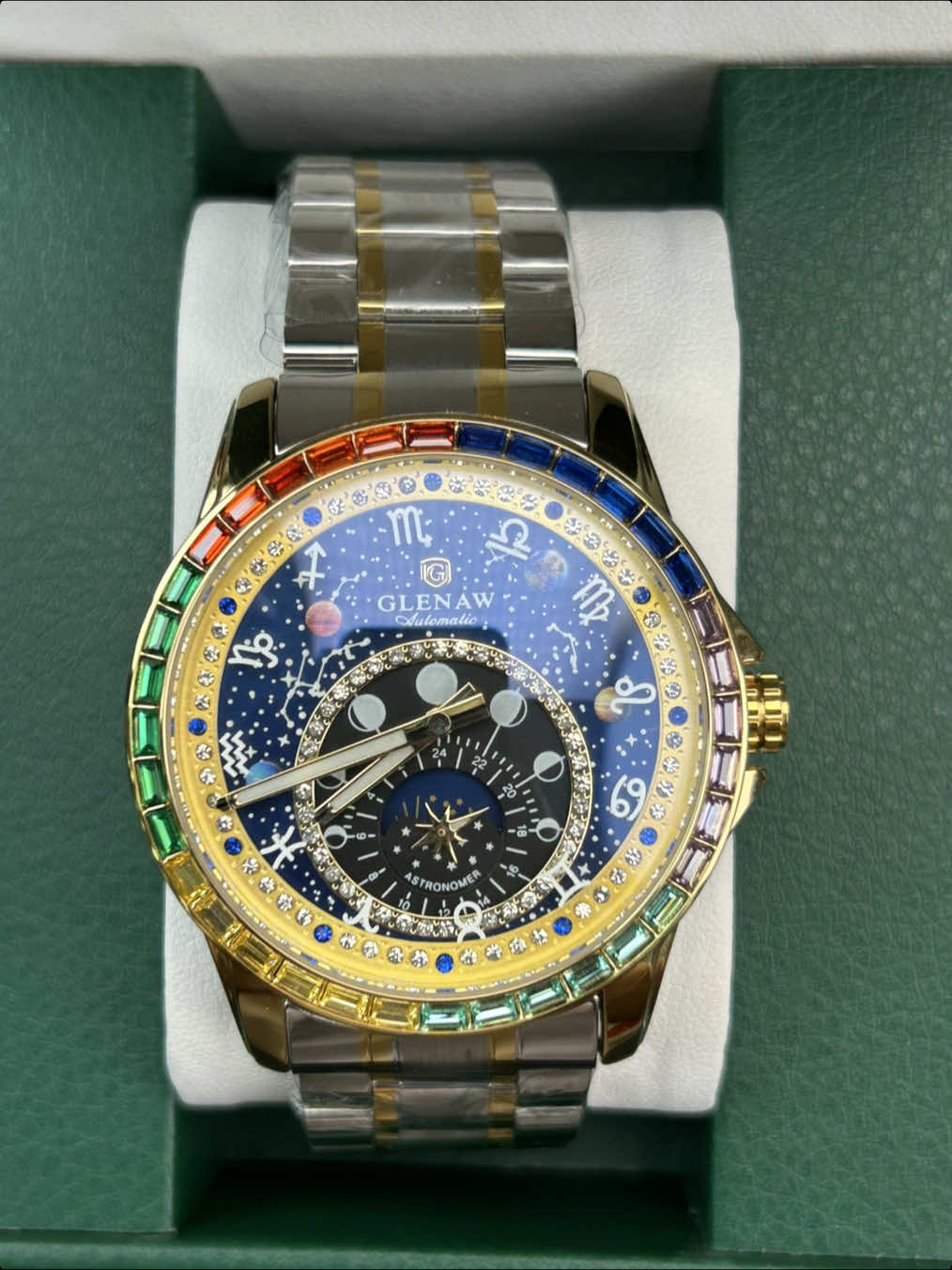 Zodiac starry sky automatic mechanical watch.Colorful bezel,two-tone gold&silver steel band.Starry blue dial with constellation &moon phase display.Gorgeous eye-catching design for collection &daily wear.#AutomaticWatch #stainlesssteelwatch #StarrySkyWatch#ZodiacWatch#MoonPhaseWatch