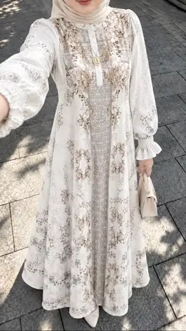 Asaya Gaun elegan dengan motif posisi mode lengan panjang#asaya #dress #gamis #FashionMuslimah #outfitinspo 