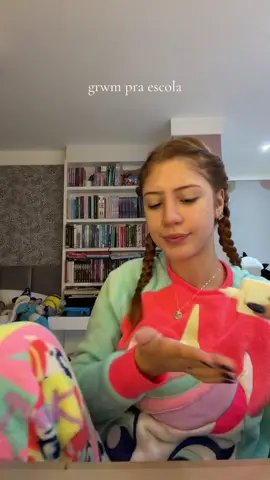 grwm pra escolaa! esse audio me lembra o tutifruti  usando sempre @Mboomie da MBOOM 