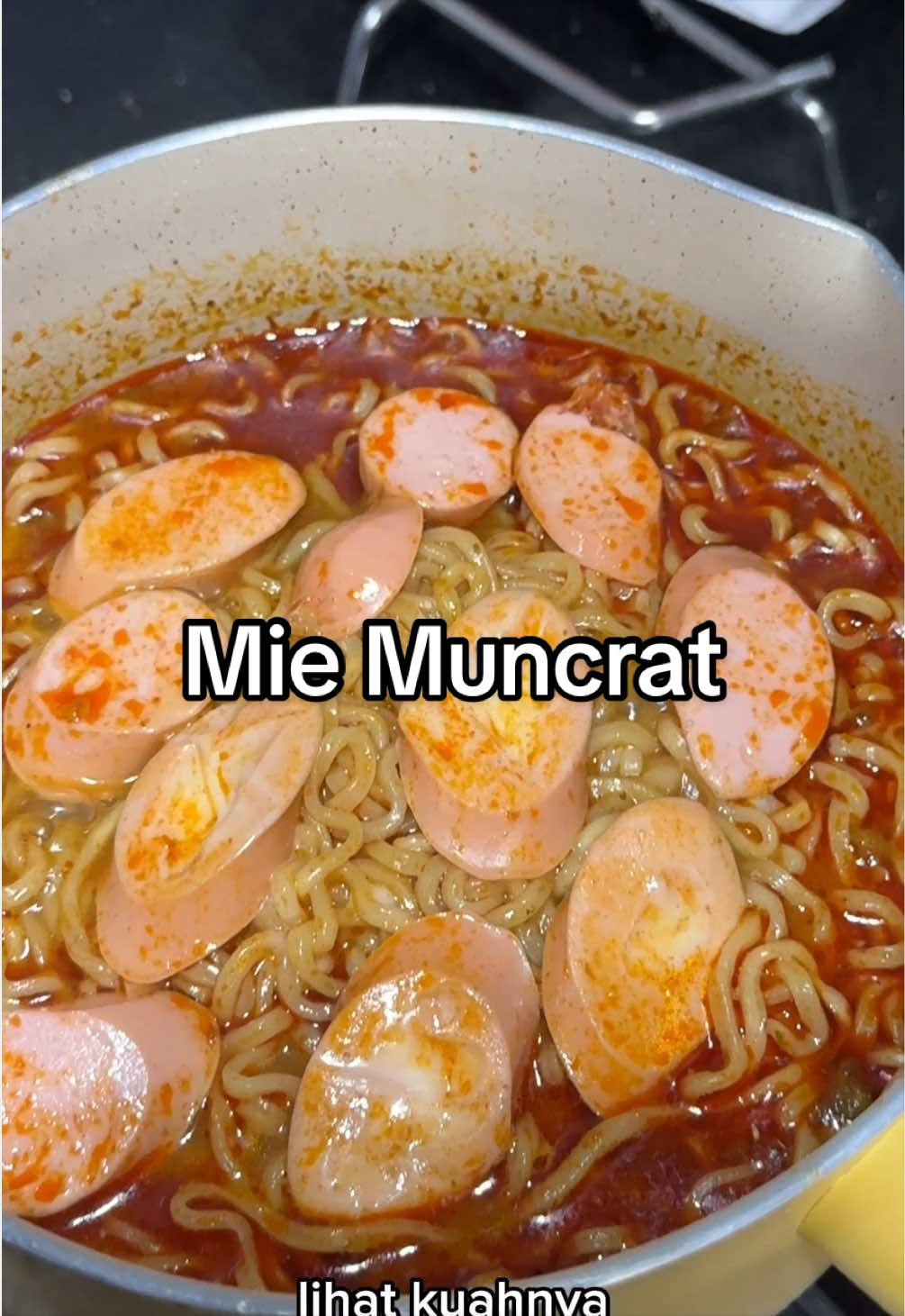 ketagihan sama menu ini 🤤 #makan #miemuncrat 