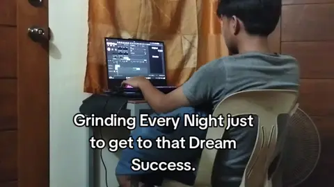 knowing that my mom wakes up 3 am just to give us our daily budget/Allowance, I need to take part and work hard to reduce her hardwork. soon you will be able to rest my mom and I'll spoil you while you are still with us. (I was able to make 10 videos for YTA lol) #motivation #hustler  #timelapse #editing #yta 